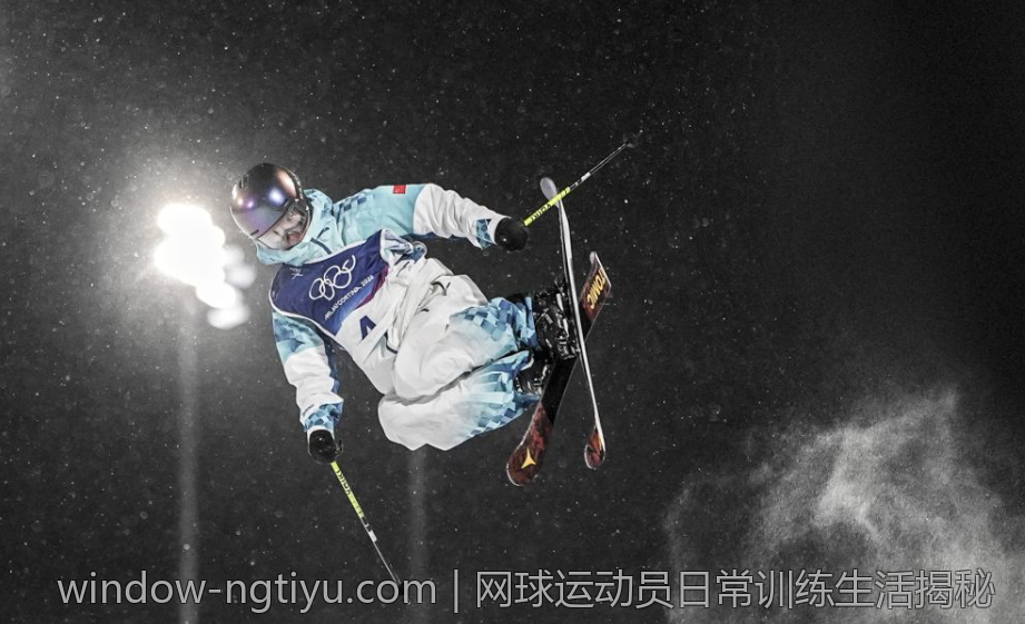 网球运动员日常训练生活揭秘